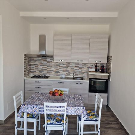 The Suite On The Beach Torvaianica Esterno foto