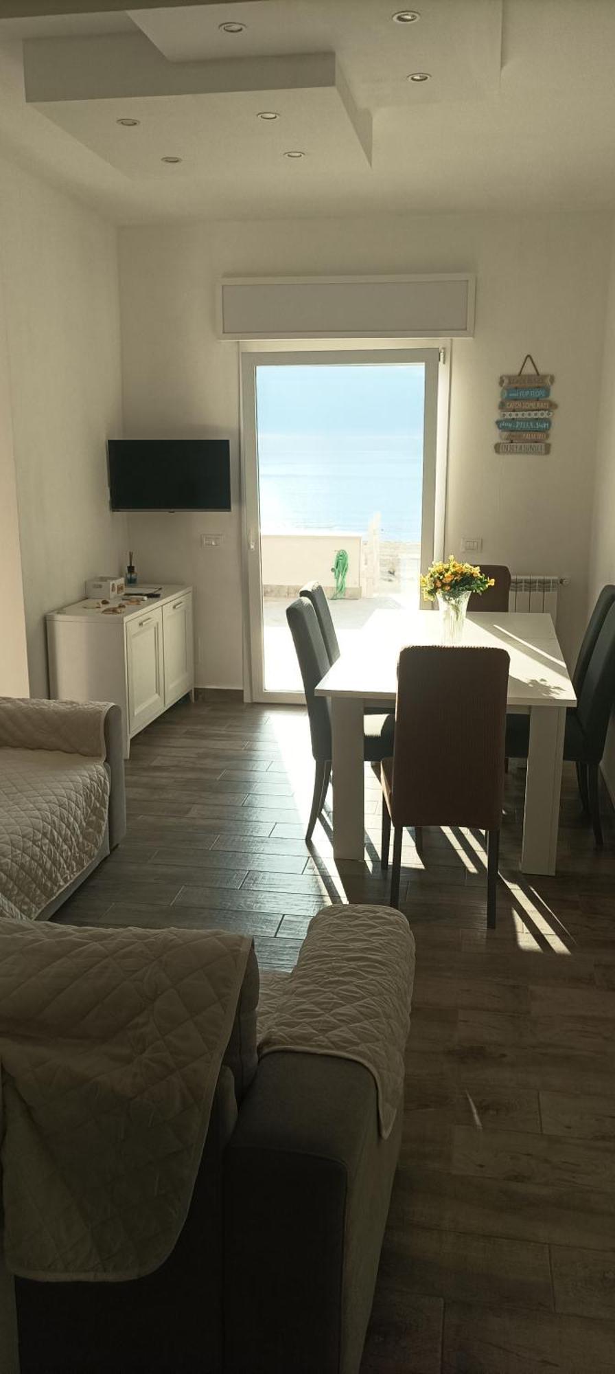 The Suite On The Beach Torvaianica Esterno foto
