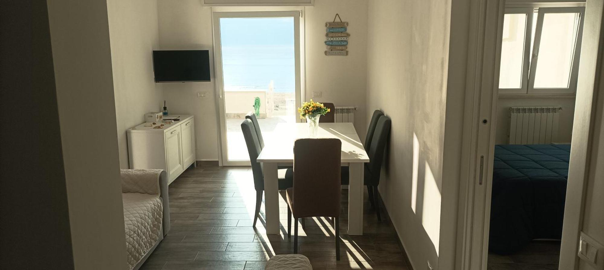 The Suite On The Beach Torvaianica Esterno foto